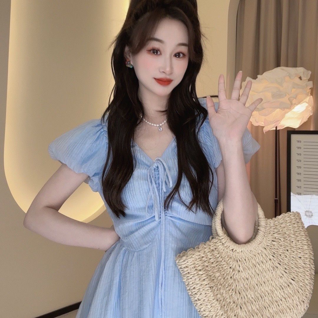French Puff Sleeve Dress Women 2023 Summer New Design Sense of Foreign Style V-neck Mid-length Fairy Dress