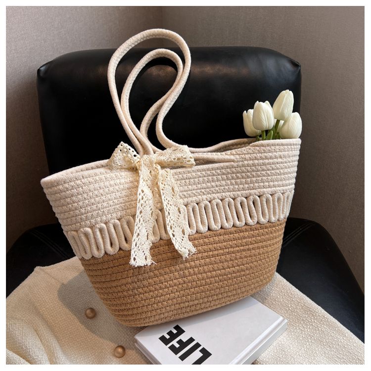 Large-Capacity Beach Bag Fashion All-Match Commuter Tote Bag Niche Weaving Portable Foreign Style Shoulder Bag