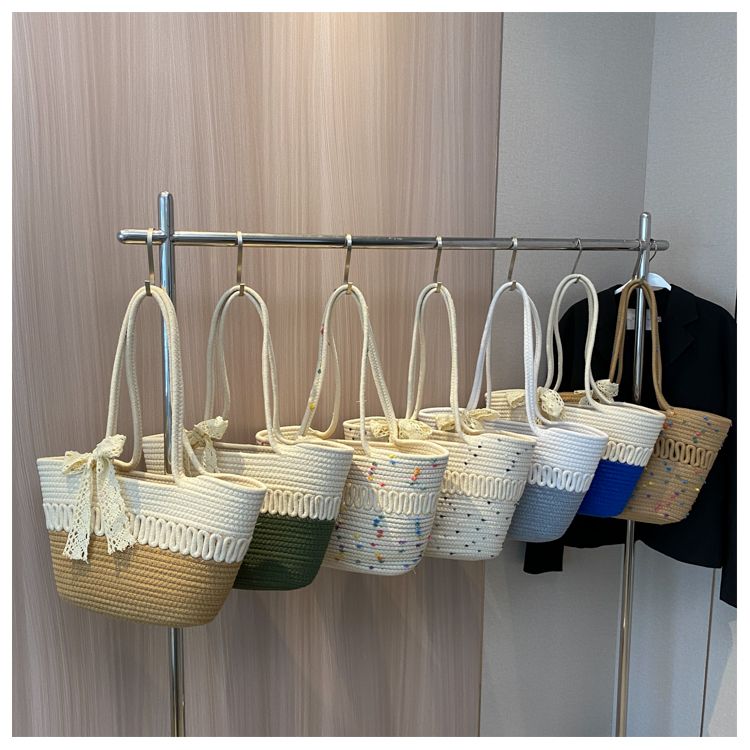Large-Capacity Beach Bag Fashion All-Match Commuter Tote Bag Niche Weaving Portable Foreign Style Shoulder Bag