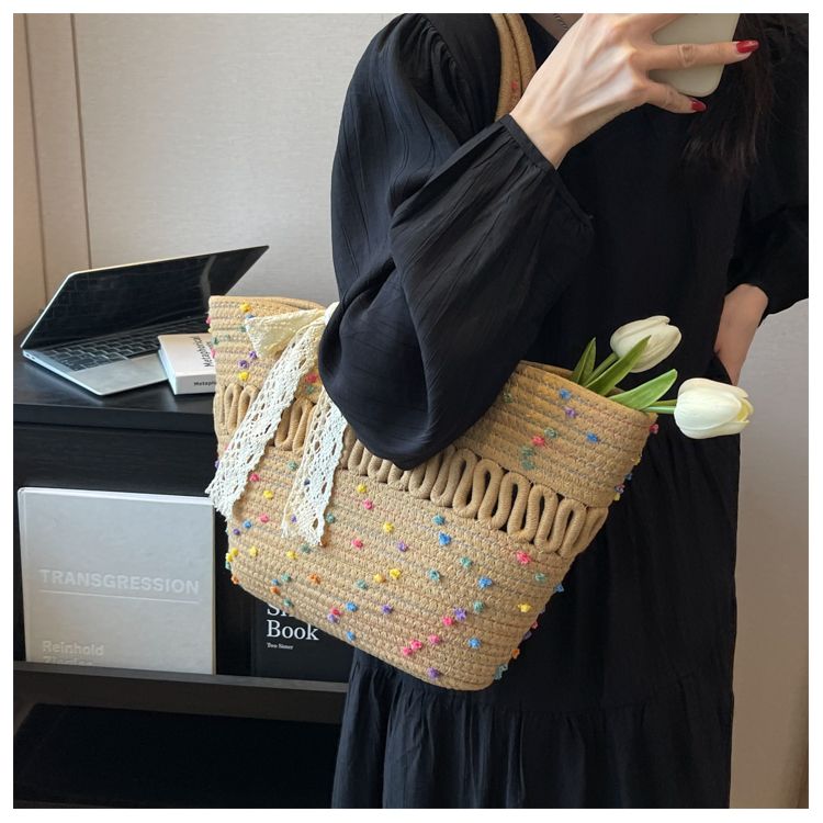 Large-Capacity Beach Bag Fashion All-Match Commuter Tote Bag Niche Weaving Portable Foreign Style Shoulder Bag