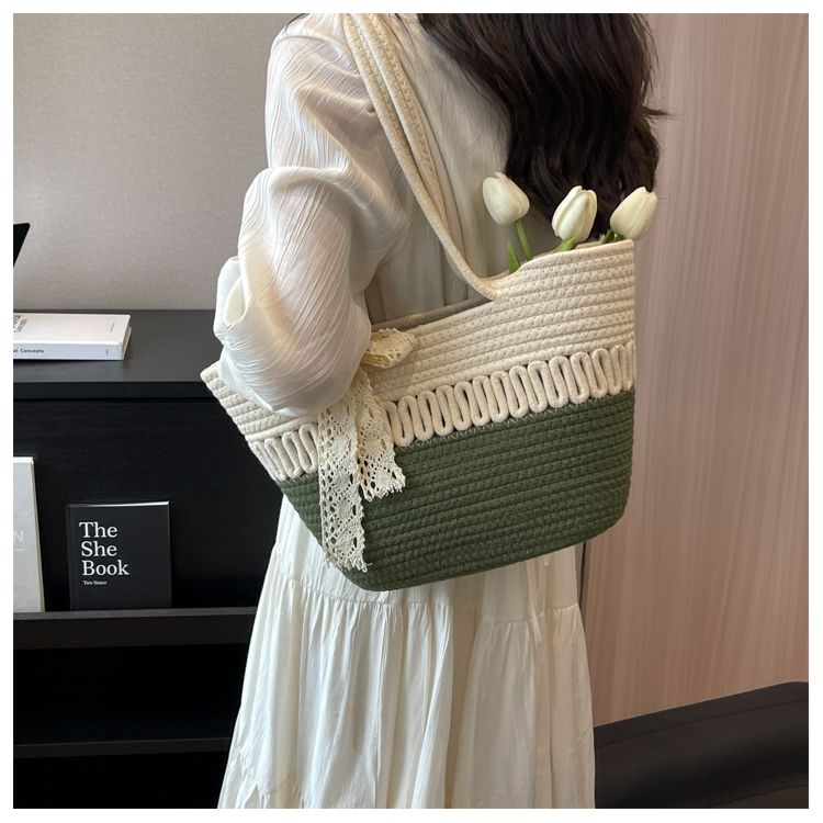 Large-Capacity Beach Bag Fashion All-Match Commuter Tote Bag Niche Weaving Portable Foreign Style Shoulder Bag