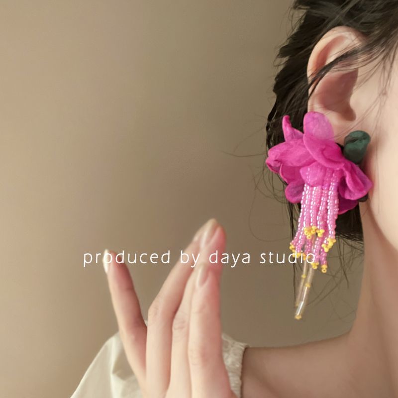 Falling into the Sea of ​​Flowers Chiffon Flower Tassel Earrings with Atmospheric Chiffon High-end Niche Design Immortal Retro Earrings