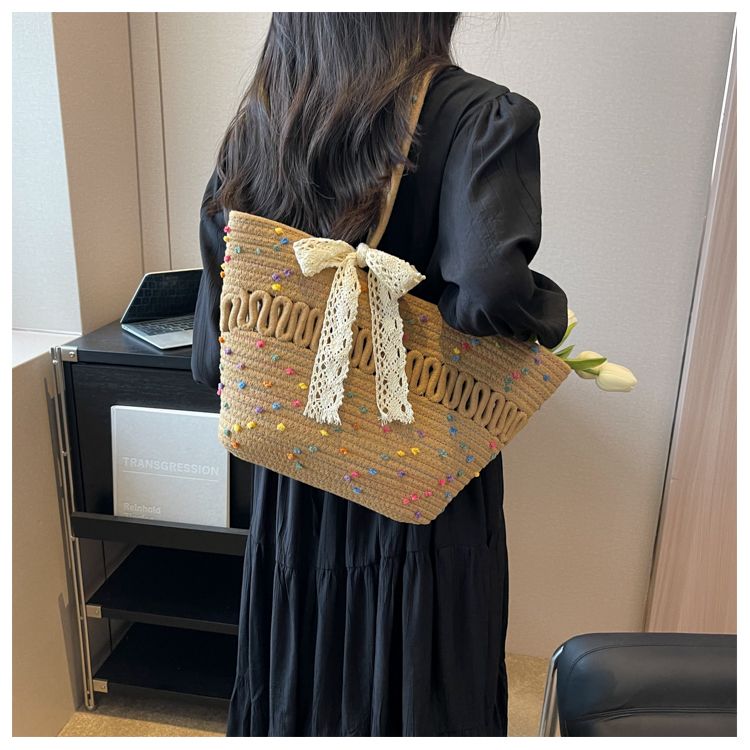 Large-Capacity Beach Bag Fashion All-Match Commuter Tote Bag Niche Weaving Portable Foreign Style Shoulder Bag