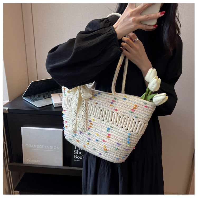 Large-Capacity Beach Bag Fashion All-Match Commuter Tote Bag Niche Weaving Portable Foreign Style Shoulder Bag
