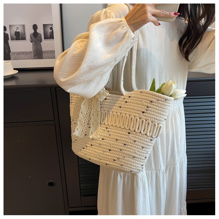 Large-Capacity Beach Bag Fashion All-Match Commuter Tote Bag Niche Weaving Portable Foreign Style Shoulder Bag