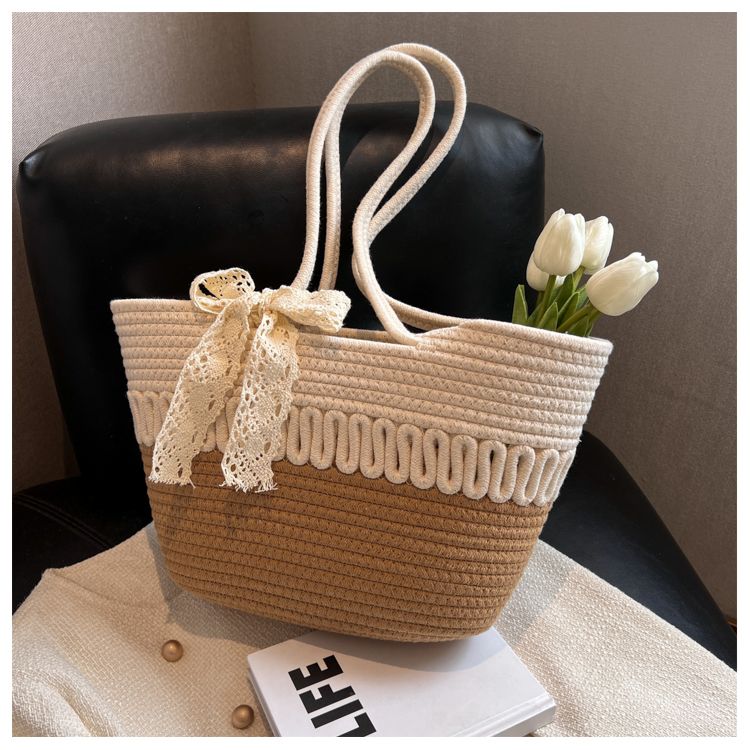 Large-Capacity Beach Bag Fashion All-Match Commuter Tote Bag Niche Weaving Portable Foreign Style Shoulder Bag