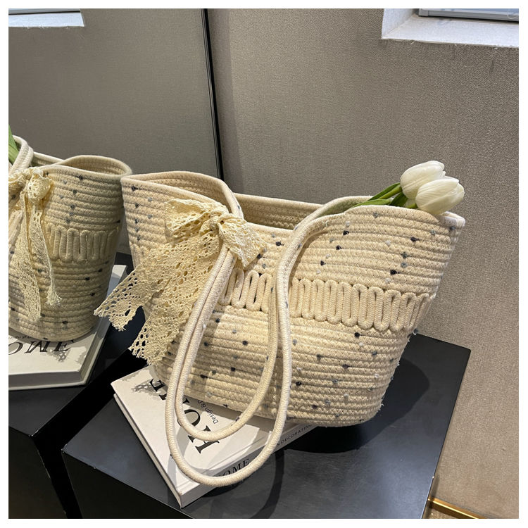 Large-Capacity Beach Bag Fashion All-Match Commuter Tote Bag Niche Weaving Portable Foreign Style Shoulder Bag