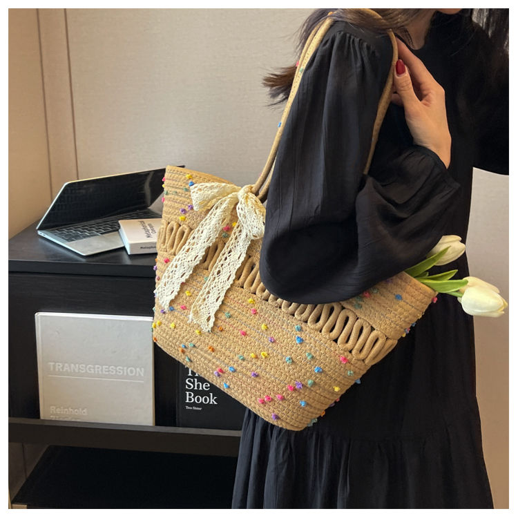 Large-Capacity Beach Bag Fashion All-Match Commuter Tote Bag Niche Weaving Portable Foreign Style Shoulder Bag