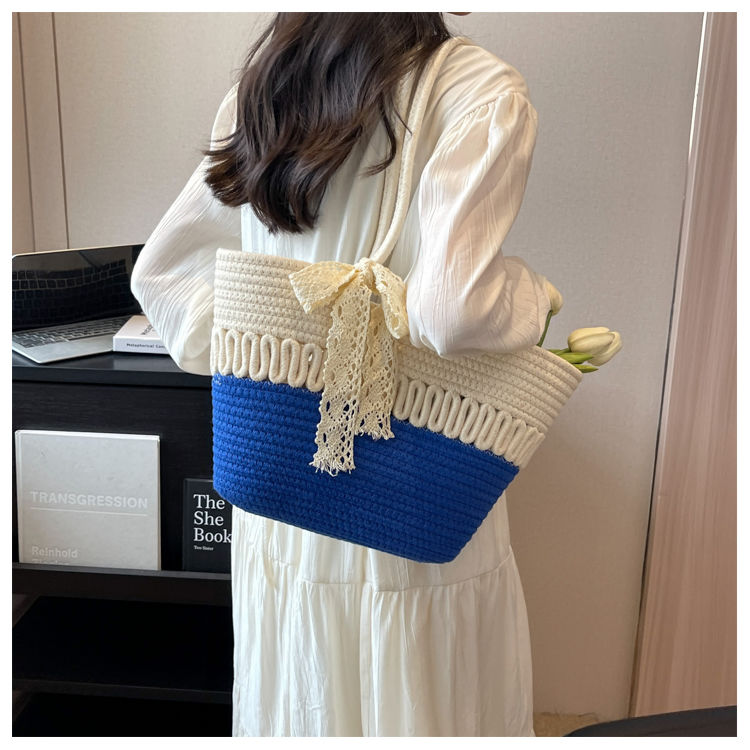 Large-Capacity Beach Bag Fashion All-Match Commuter Tote Bag Niche Weaving Portable Foreign Style Shoulder Bag
