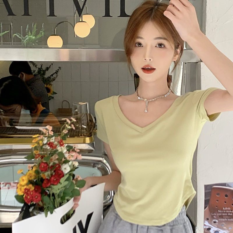 Pure desire v-neck bottoming shirt female summer scheming thin section ins trendy short-sleeved T-shirt short curved hem top