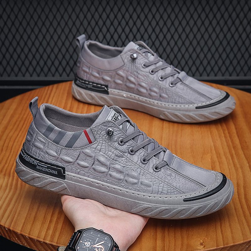 Men's Shoes Summer 2023 New Breathable Ice Silk Old Beijing Cloth Shoes Men's Trendy Versatile Deodorant Casual Sports Shoes