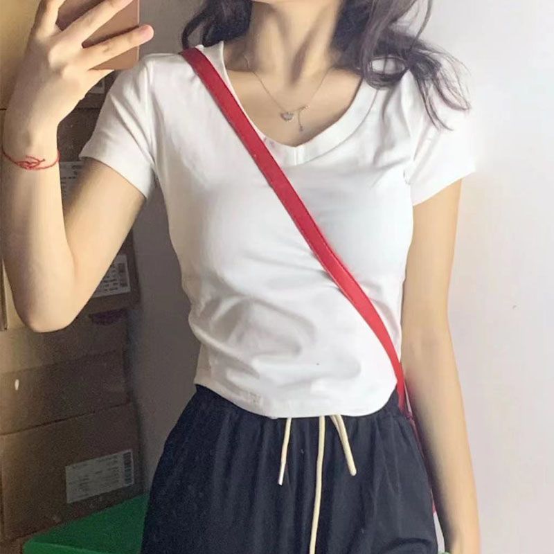 V-neck front shoulder t-shirt women's summer new all-match self-cultivation slimming design sense leakage collarbone hot girl short top ins