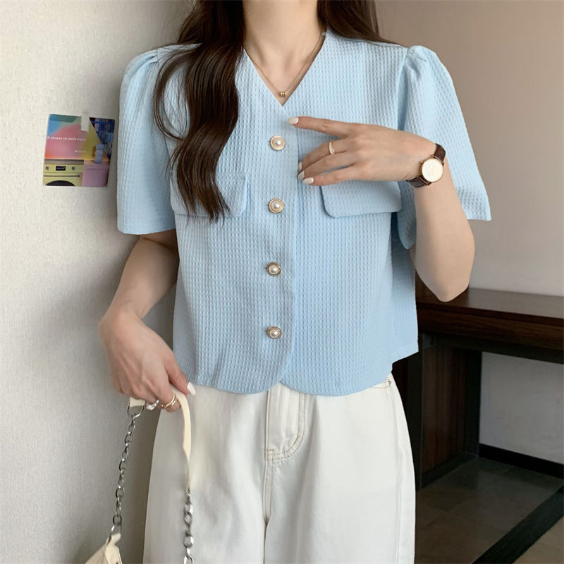 Small fragrance design sense all-match V-neck pearl button short shirt women's summer waffle cardigan outer wear short-sleeved top