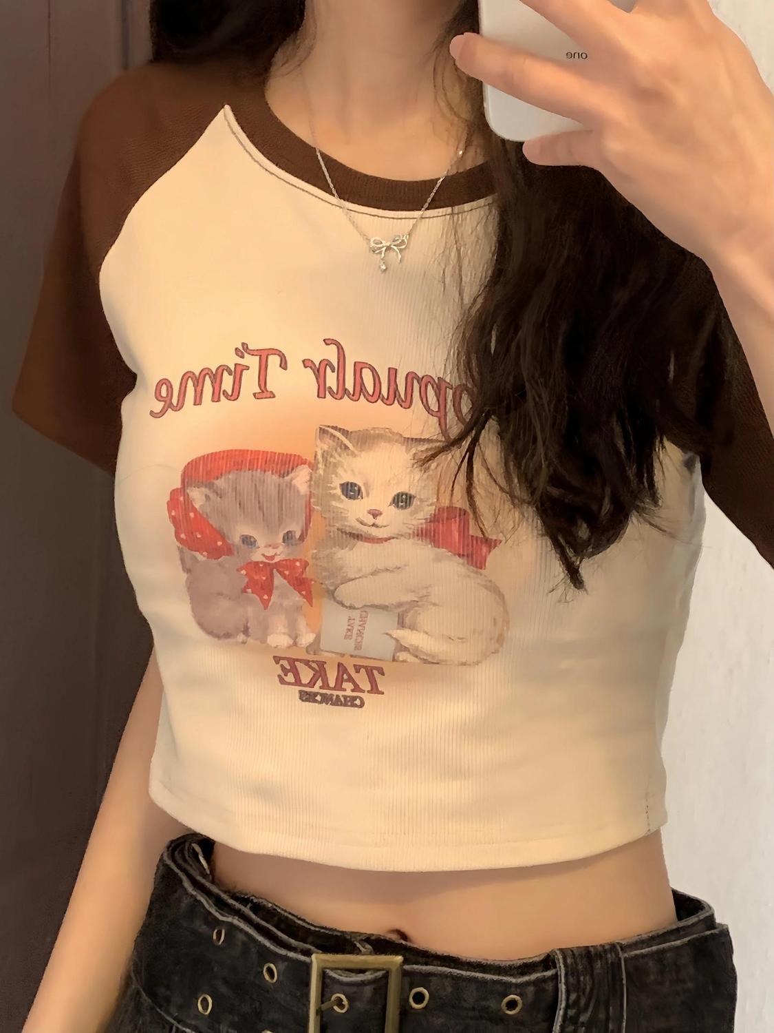 Sweet and cool hot girl niche short-sleeved t-shirt women's short section slim fit stitching contrast color cat print t-shirt top