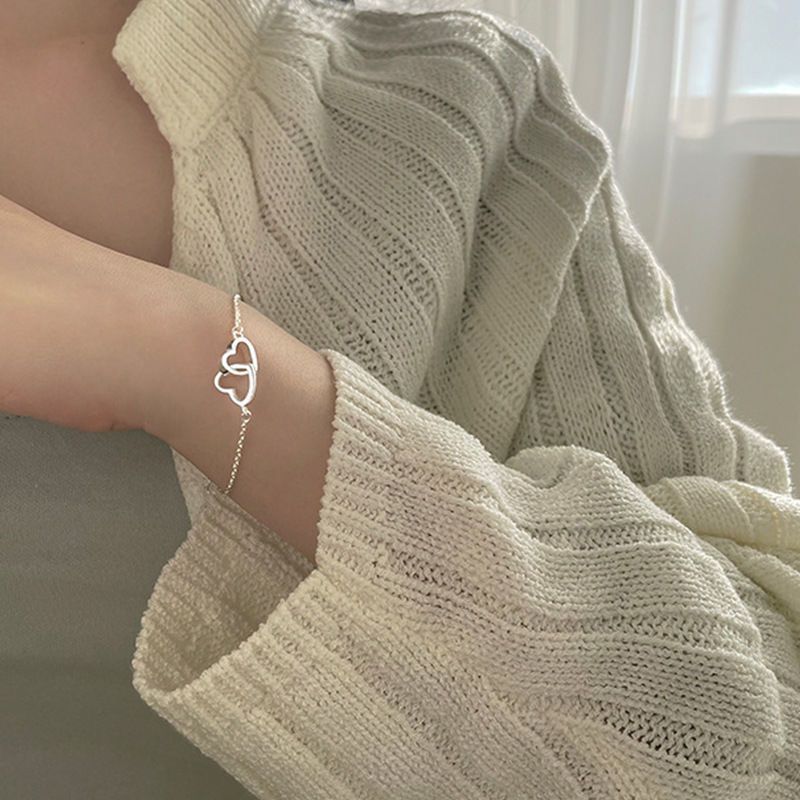 Korean version hollow peach heart double heart-shaped bracelet female cold style simple ins niche style light and fine love bracelet