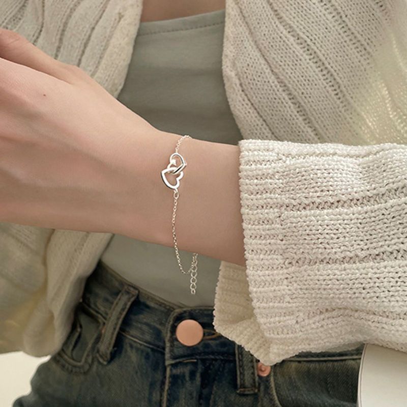 Korean version hollow peach heart double heart-shaped bracelet female cold style simple ins niche style light and fine love bracelet