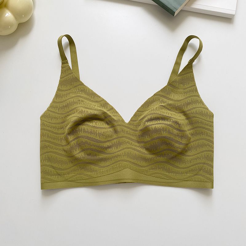 One piece non-trace underwear women's thin section big breasts small chest bunny ears no steel ring to receive breast milk anti-sagging bra
