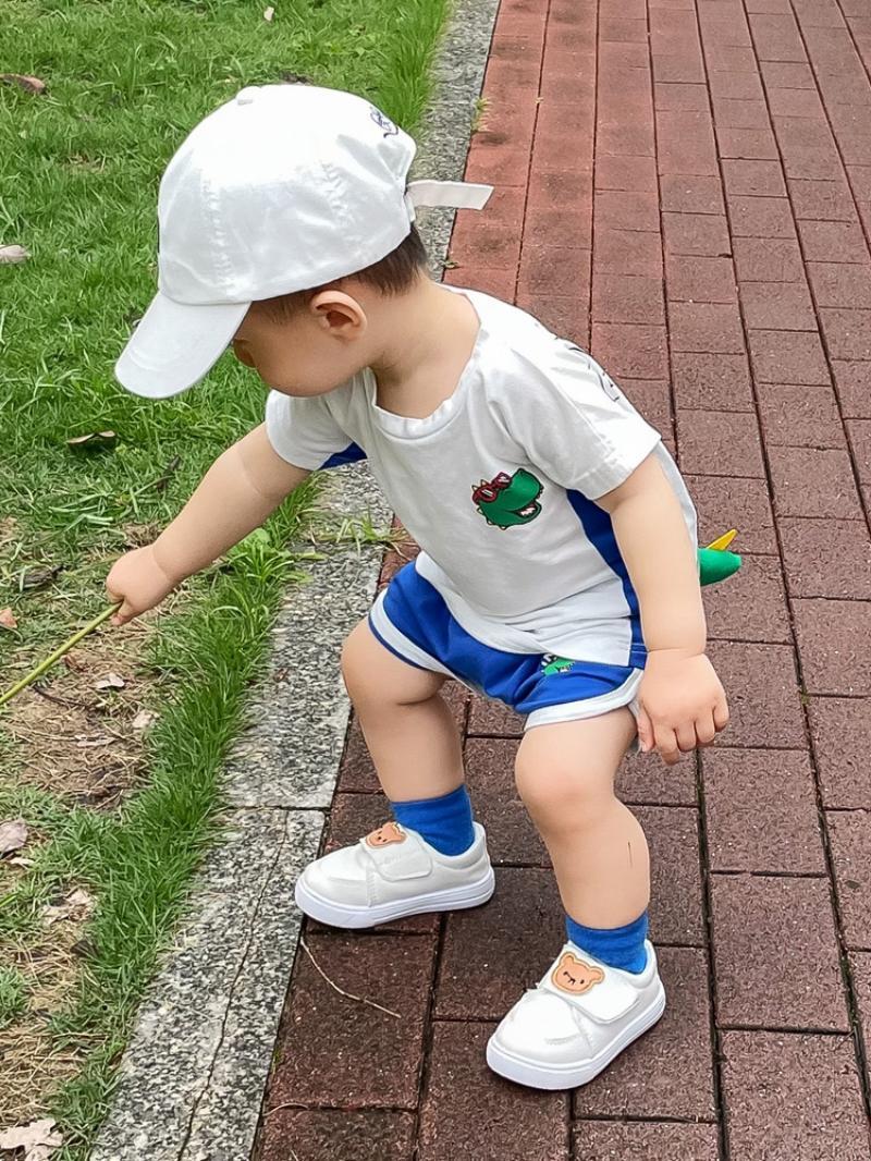 夏季新款可爱男童套装儿童宝宝恐龙短袖短裤纯棉卡通小老虎两件套