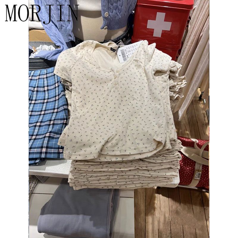 MORJIN American hot girl design feeling floral short-sleeved t-shirt female summer pure desire thin section slim slim short top