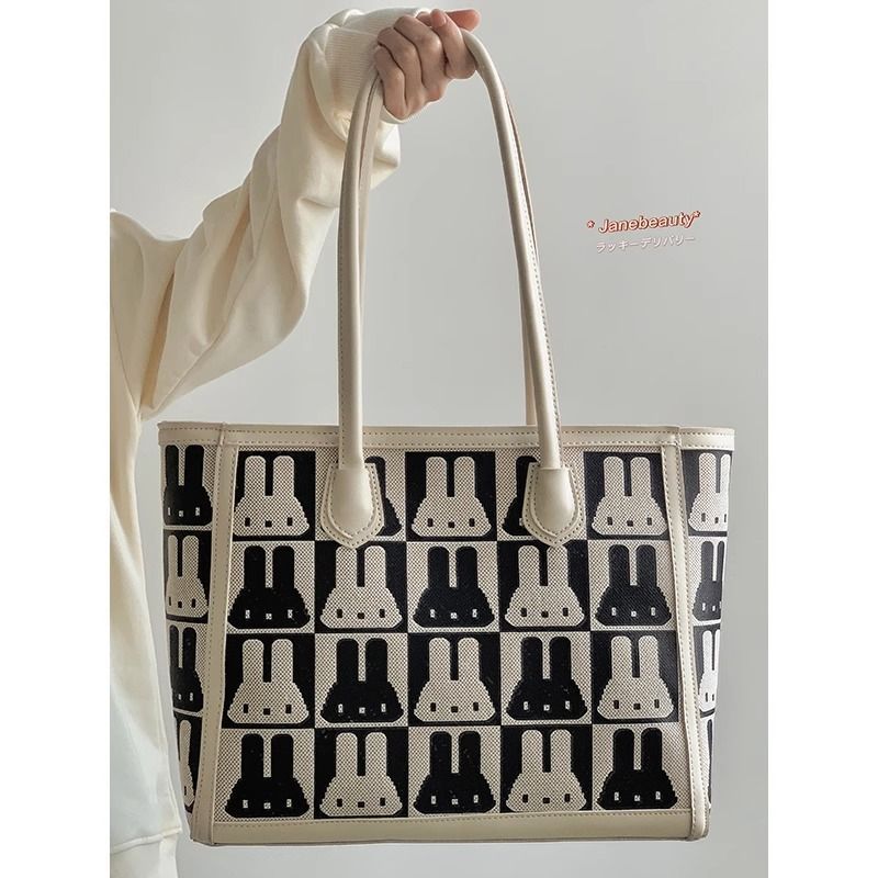 Large-capacity bag women's  new spring and summer all-match texture shoulder bag cute rabbit print commuting tote bag