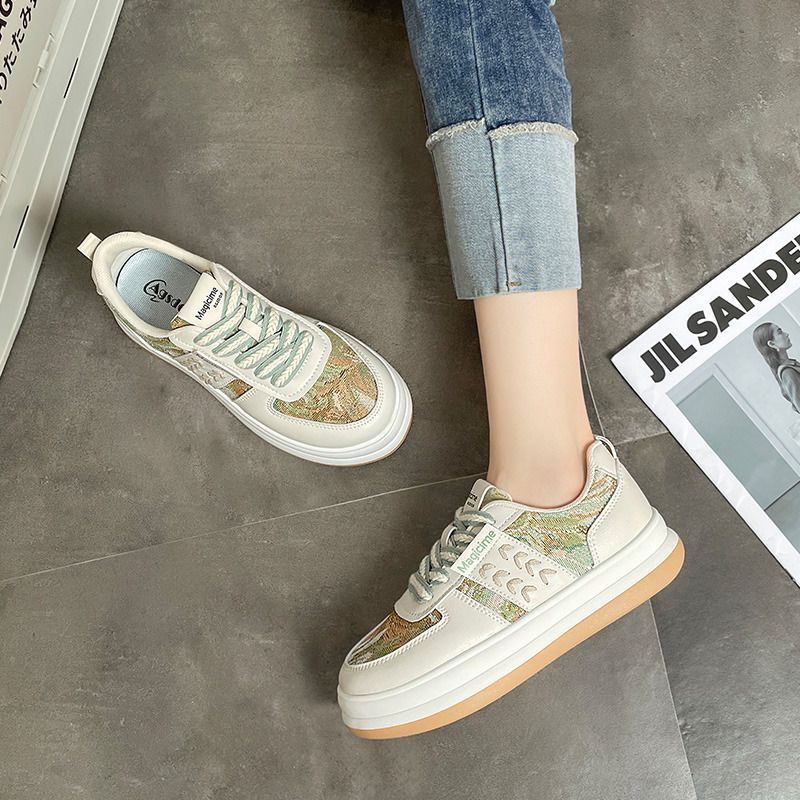 Spring and autumn oil painting board shoes women's 2023 new platform bottom big head small white shoes ins trendy all-match casual sports shoes