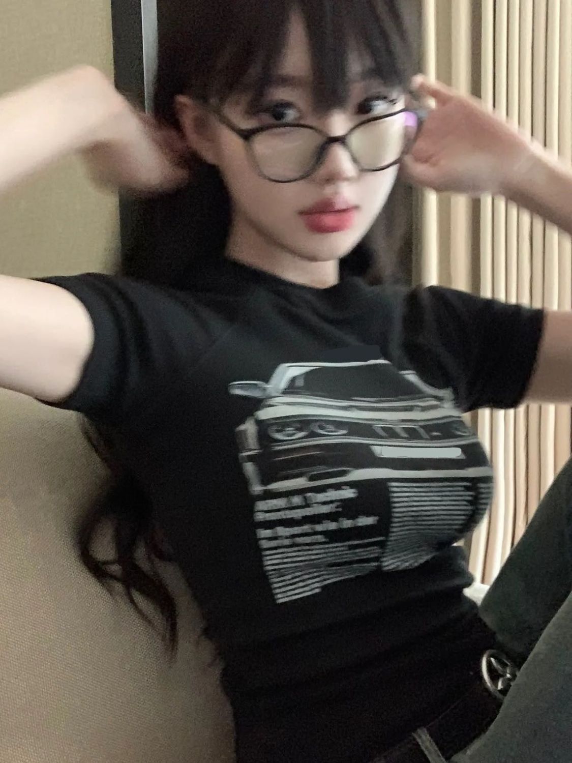 American retro sweet and spicy style short hot girl clothes printed navel short-sleeved T-shirt female ins front shoulder top slim summer