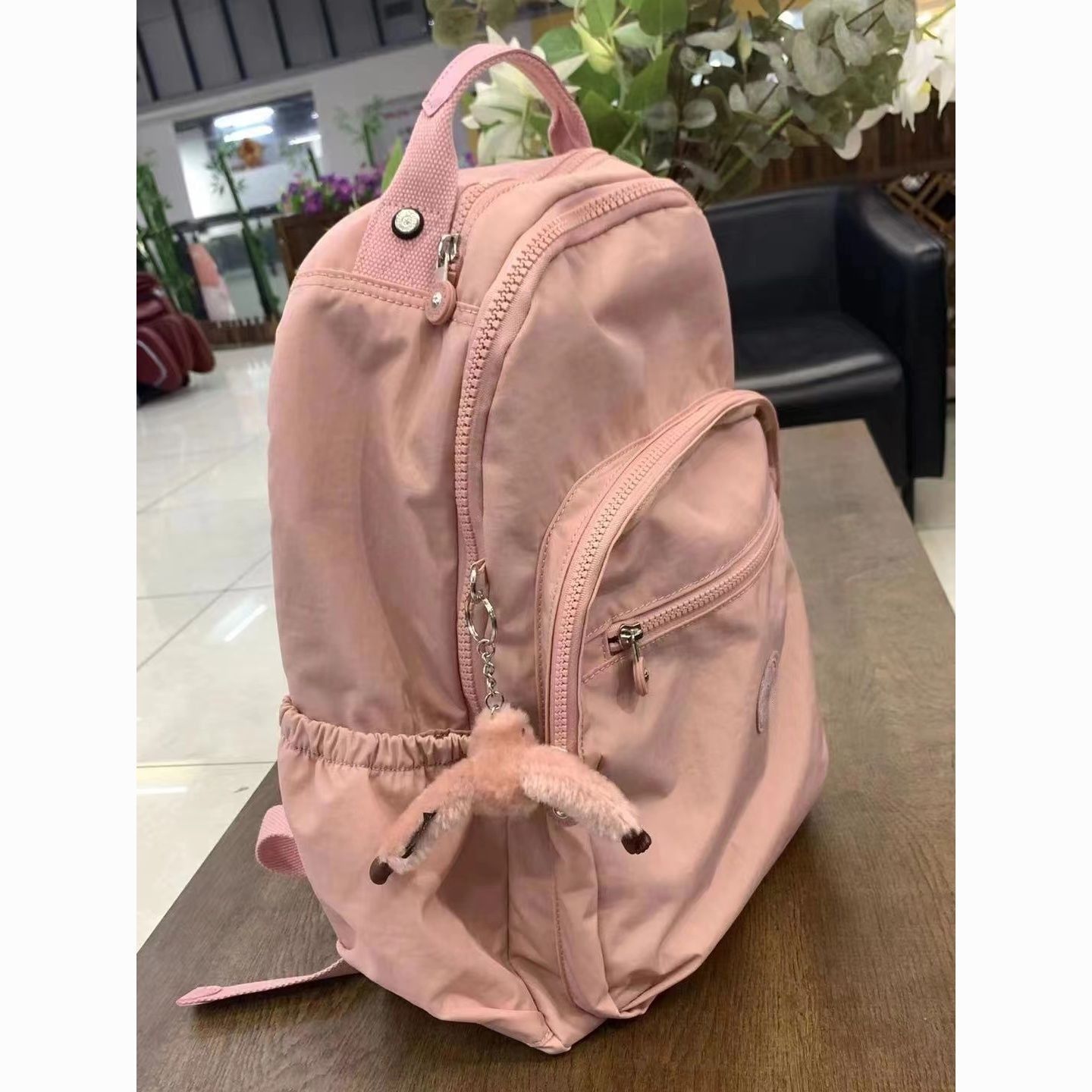 Backpack trendy large-capacity student schoolbag female waterproof light commuting leisure travel mommy backpack