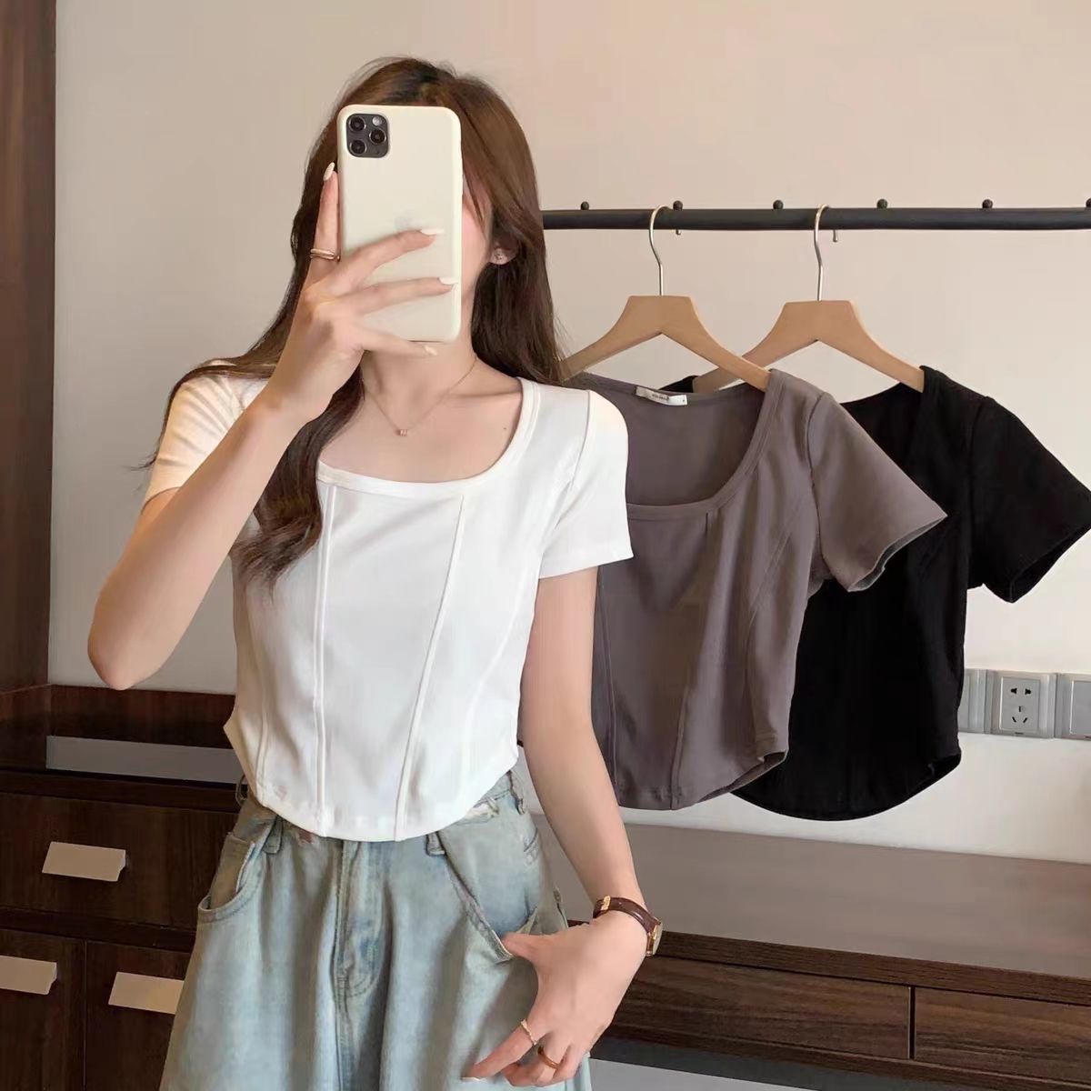 Solid color short-sleeved T-shirt women's summer new Korean version design sense is thin fish bone short bottoming shirt hot style fat mm tide i