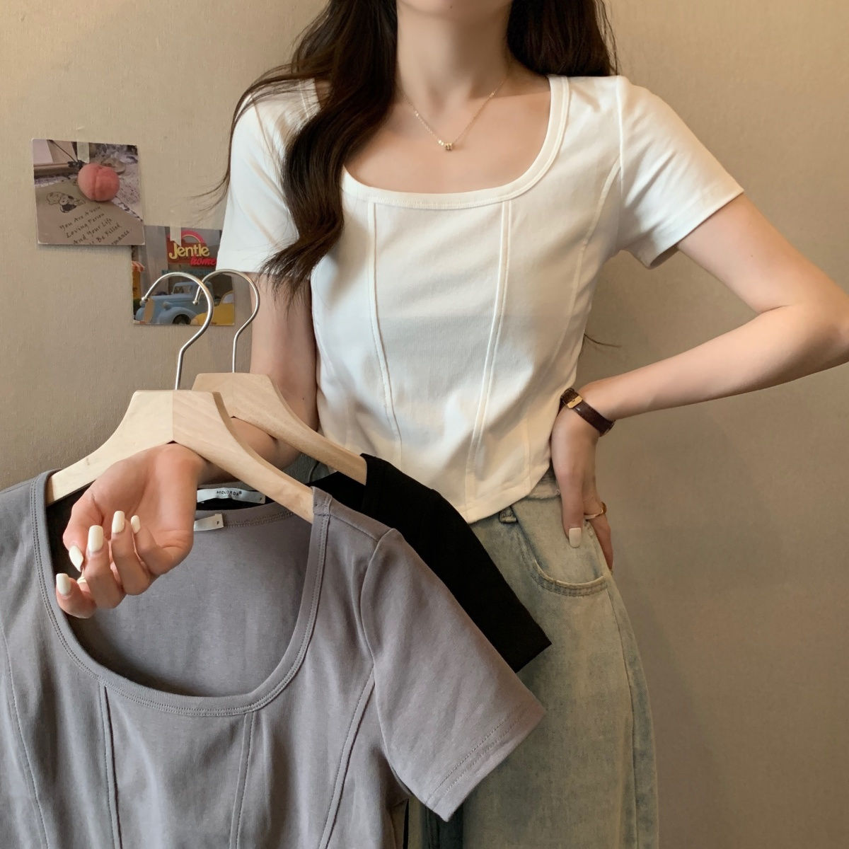 Slim square collar front shoulder short-sleeved t-shirt women's bottoming summer 2023 new Korean version design sense thin short jacket i