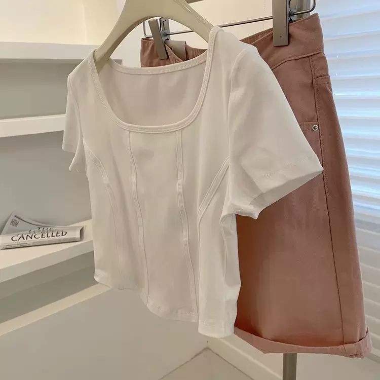 Summer 2023 new hot girl slim body slim fish bone high waist navel exposed U-neck t-shirt women cover meat frontal shoulder square collar top