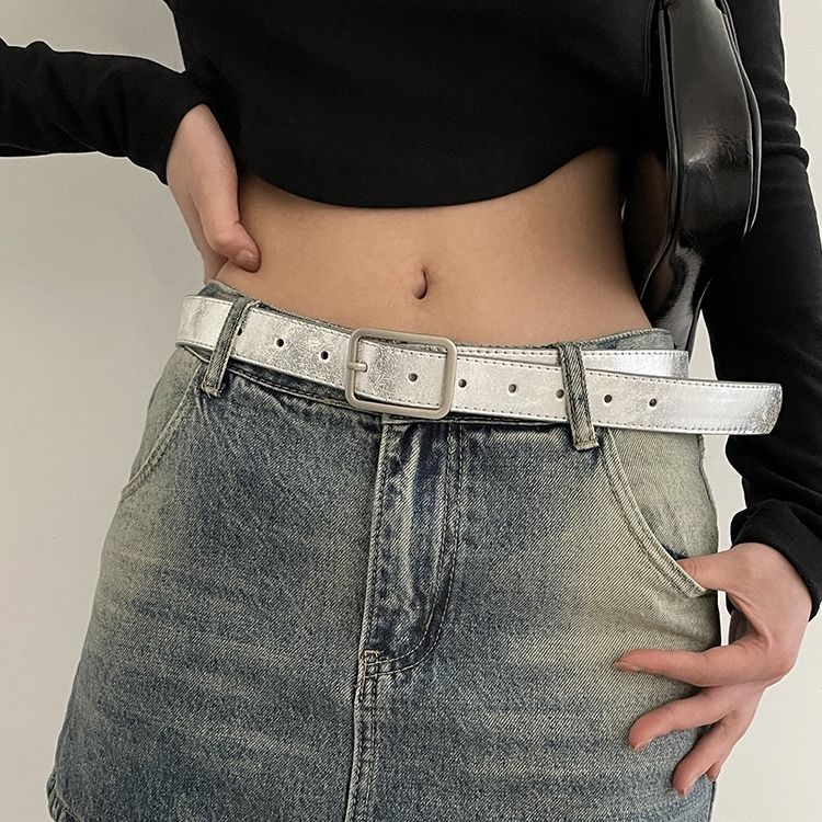 Instagram blogger Bi prepares high-end silver crack personalized and versatile street style belt, spicy girl_viptrois.com