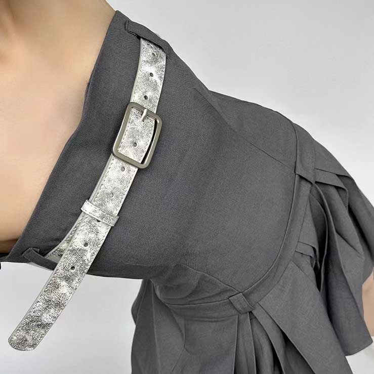 Instagram blogger Bi prepares high-end silver crack personalized and versatile street style belt, spicy girl_viptrois.com