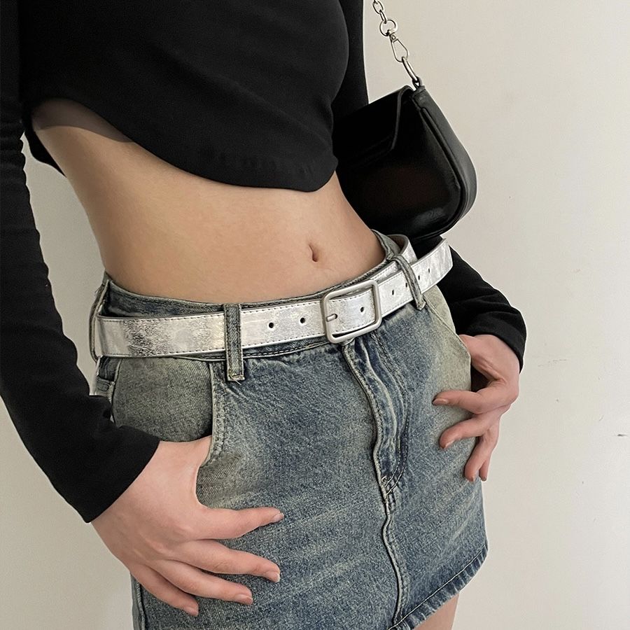 Instagram blogger Bi prepares high-end silver crack personalized and versatile street style belt, spicy girl_viptrois.com