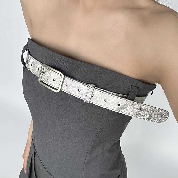 Instagram blogger Bi prepares high-end silver crack personalized and versatile street style belt, spicy girl_viptrois.com