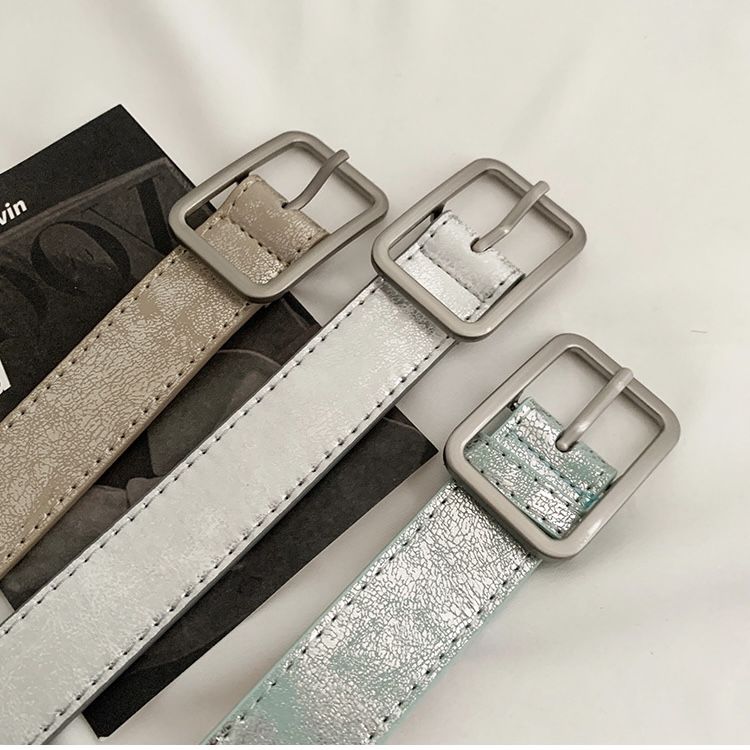 Instagram blogger Bi prepares high-end silver crack personalized and versatile street style belt, spicy girl_viptrois.com