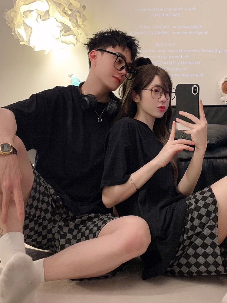 Couple pajamas summer pure cotton short-sleeved women's simple black solid color men can wear thin section home service suit