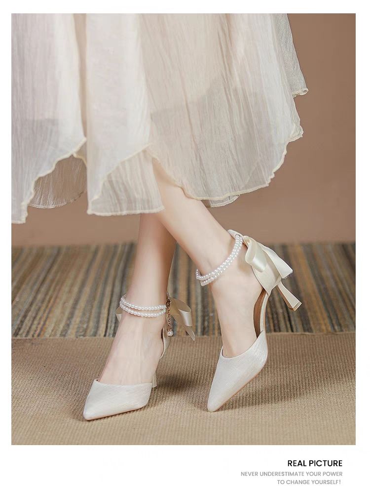 绸缎单鞋女日常可穿白色伴娘新娘配婚纱婚鞋细跟成人礼高跟鞋