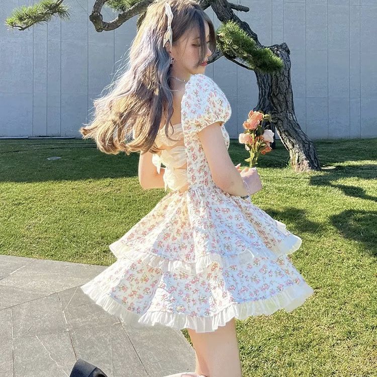 Peach Girl Pure Desire Wind Puff Sleeve Slimming Waist Back Hollow Bow Knot Floral Puff Cake Dress
