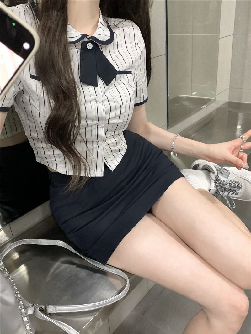 甜辣學院風套裝裙女夏氣質減齡純欲風條紋襯衫短袖包臀短裙兩件套