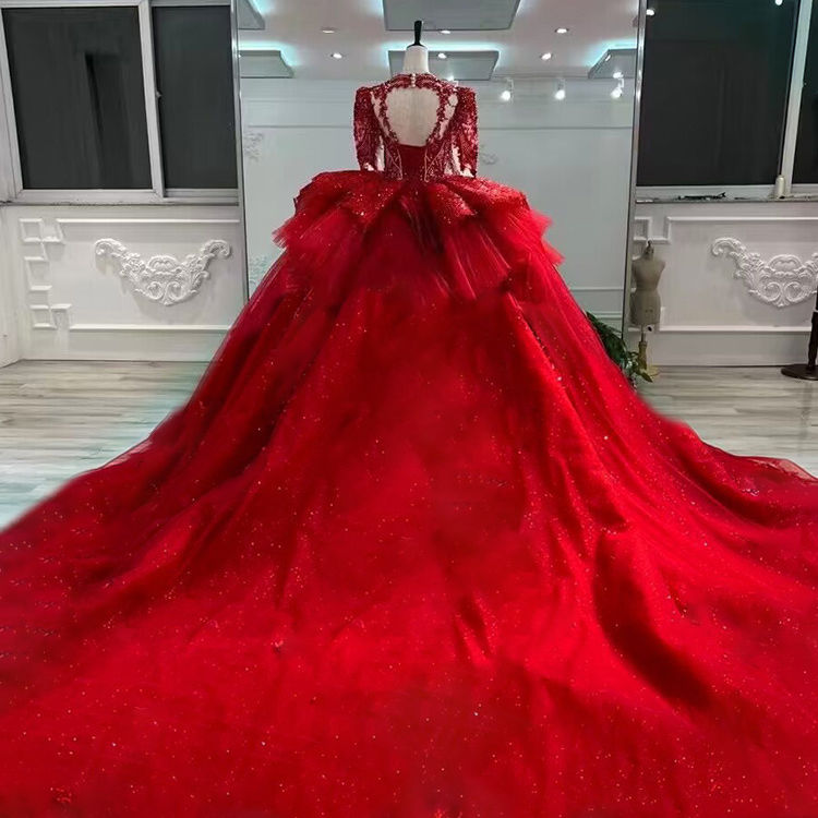 Red wedding dress  new bride heavy industry luxury high-quality texture Chinese style long-sleeved main yarn looks thin and long tail