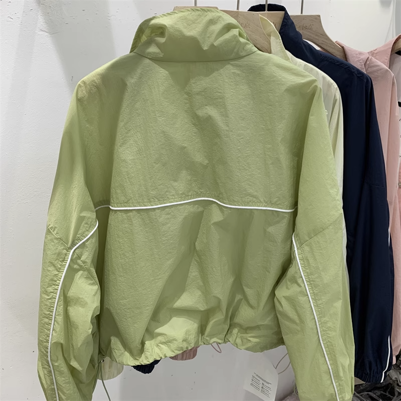 Stand-up collar thin sun protection clothing for women to wear outside 2023 summer new design embroidered loose slimming jacket