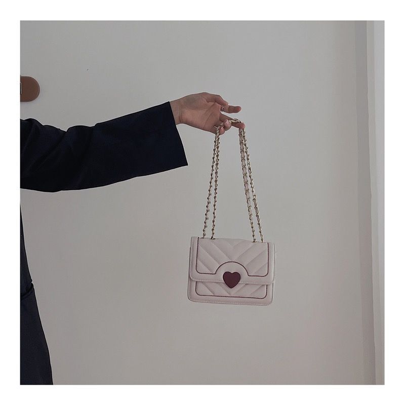 White Women's Summer 2023 New Versatile Crossbody Bag Popular Fashion Chain Embroidery Thread Mini Small_voghion.com