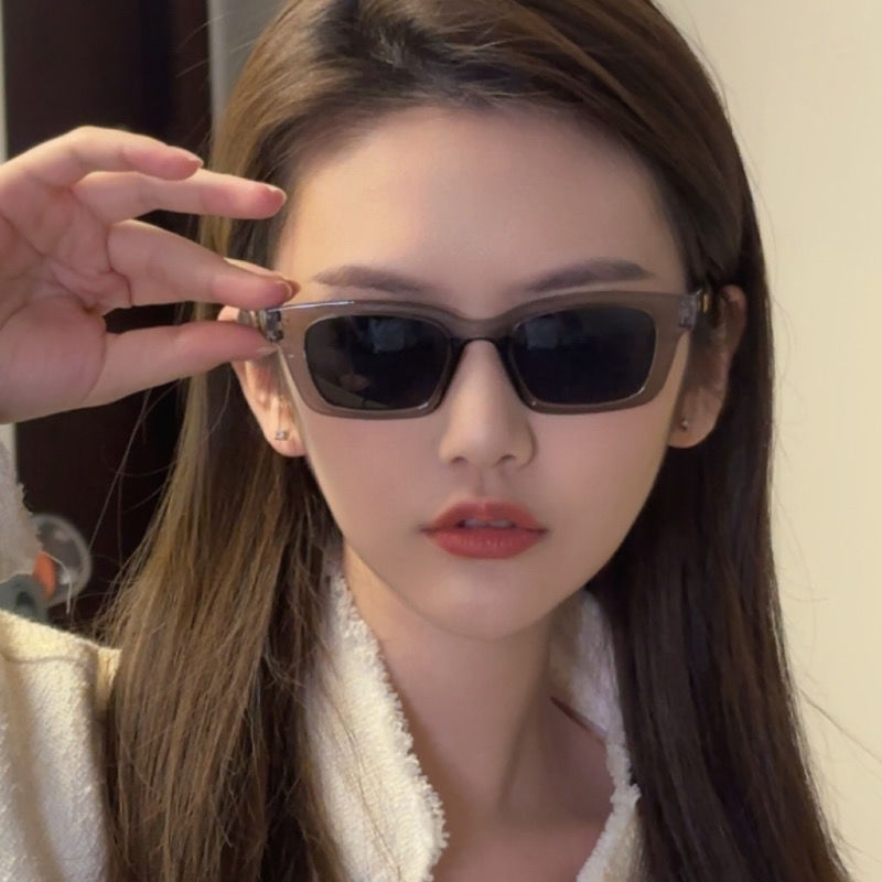 European and American retro small frame narrow sunglasses for women high-end anti-UV 2023 new small face sunglasses for hot girls