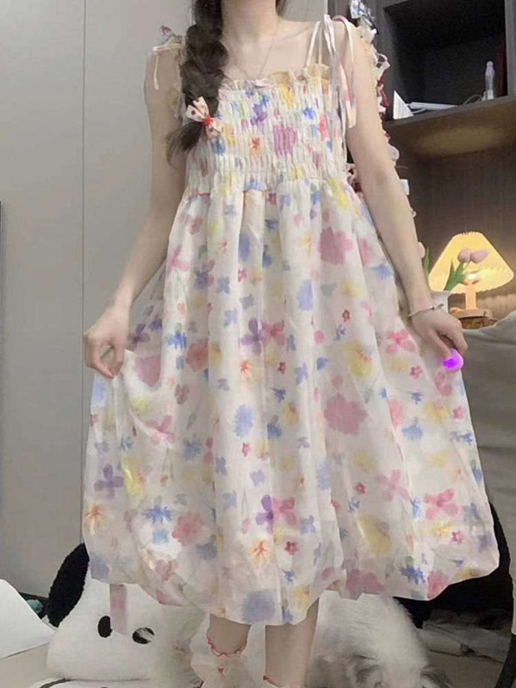 夏日最新款甜美清新學院風彩虹吊帶連衣裙女學生露肩顯瘦初戀裙子