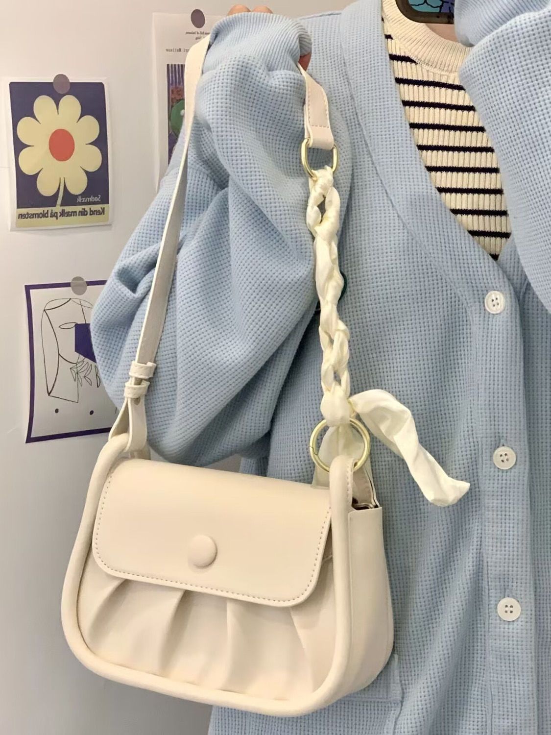 包包女包2023新款潮少女高級質感小方包褶皺腋下包百搭單肩斜挎包