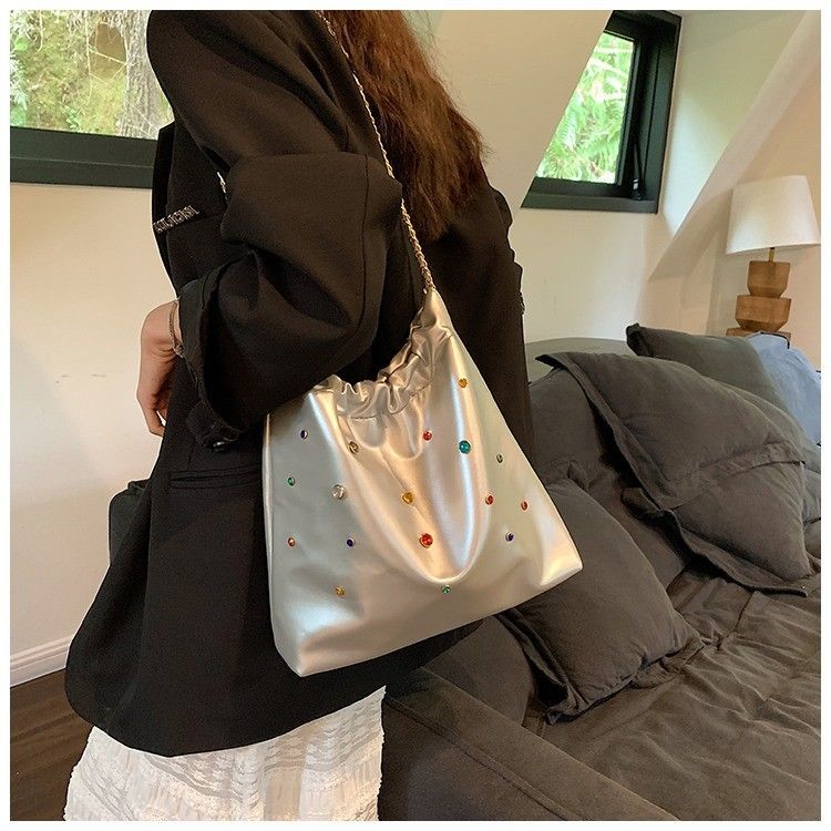 Bag women  new silver texture drawstring chain bucket bag versatile commuting large capacity tote...