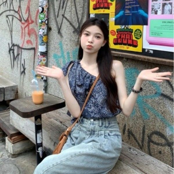 kumikumi綁帶設計感復古印花斜肩背心女夏季外穿短款顯瘦無袖上衣