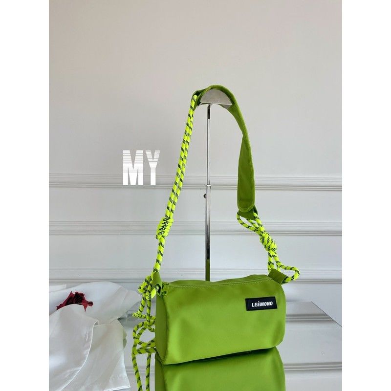 MY2023 Nuovo cuscino per toast di piccole dimensioni Sweet Cool Crossbody B, leggero, impermeabile, casual, moda unisex_voghion.com