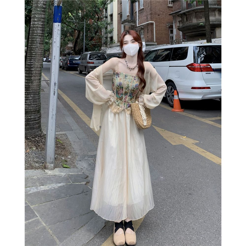蕾絲碎花吊帶背心溫柔套裝防曬上衣女夏季新款半身裙小香風三件套