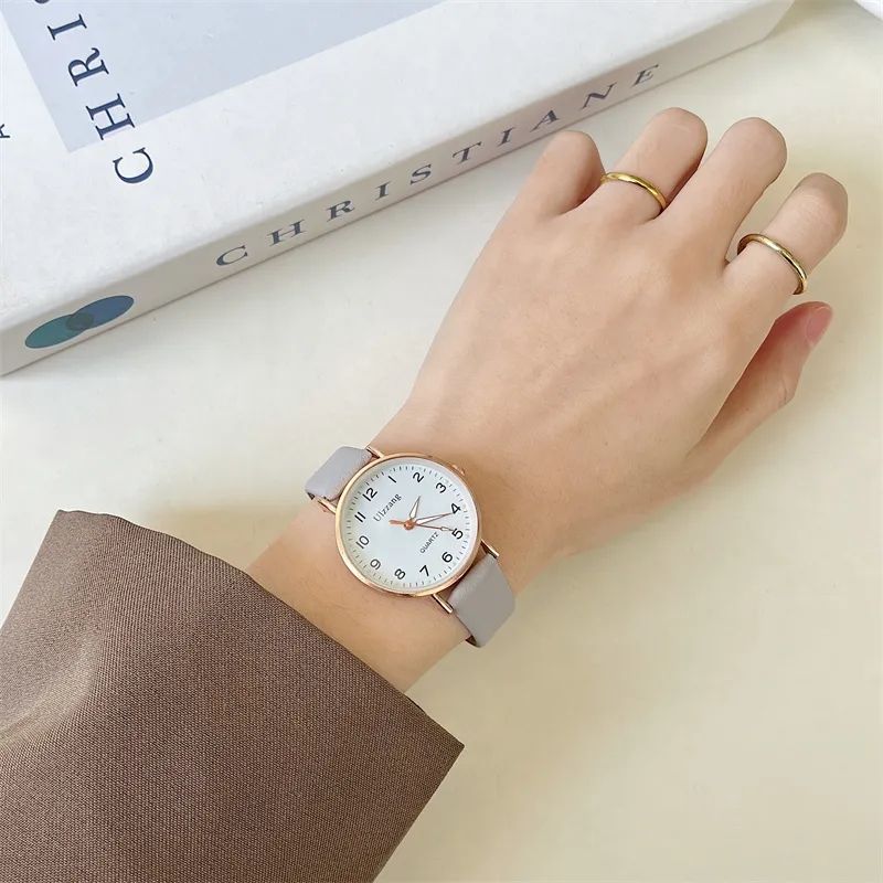 Montre analogique pour étudiants design simple et élégant_voghion.com